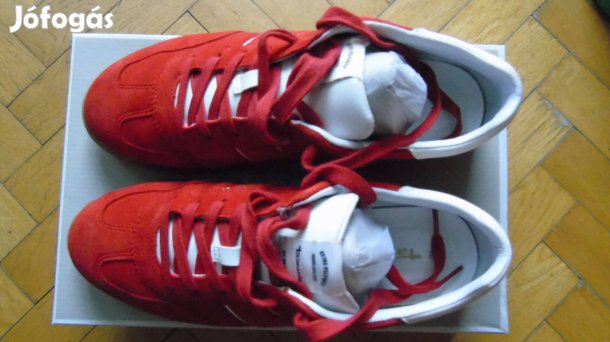 Újszerű Tomaris piros színű leather cuir" fűzős sportcipő 40-es