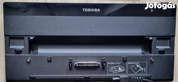 Újszerű Toshiba Portege dokkoló port replikátor