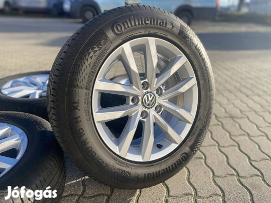 Újszerű Volkswagen Passat B8 gyári 16" alufelni 215/60R16 nyári 