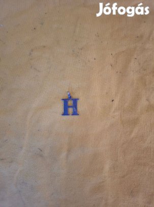 Újszerű, H betű rozsdamentes medál!