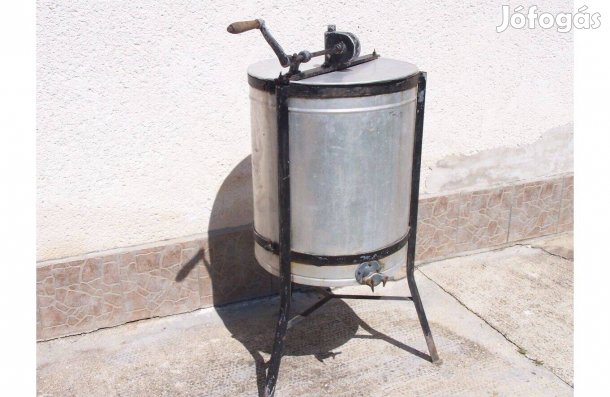 Újszerű!! Töredékáron!! Osztrák! 3 keretes kézi mézpergető méz pergető