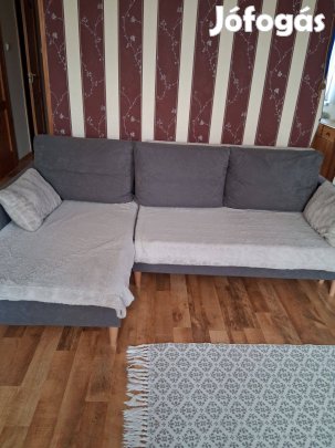 Újszerű, ággyá alakítható kanapé eladó