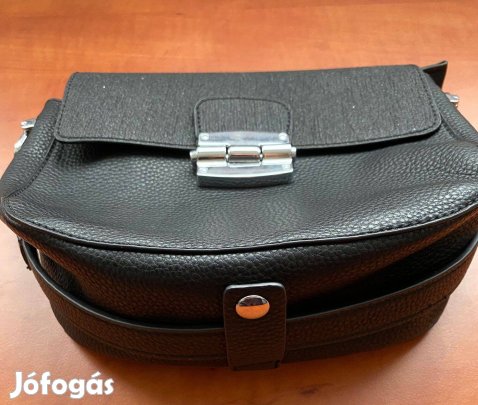 Újszerű, elegáns alkalmi bőr kis táska