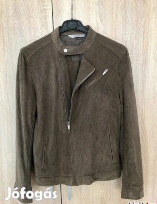 Újszerű, nagyon csinos, egyedi fazonú Zara kis kabát