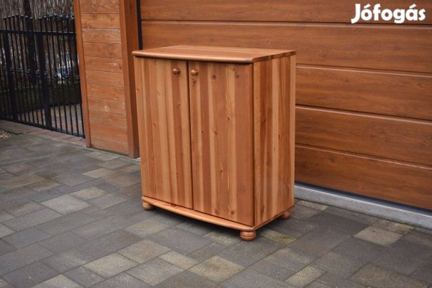 Újszerű állapotú Claudia fenyő komód