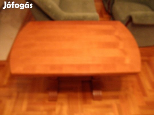Újszerű dohányzóasztal eladó