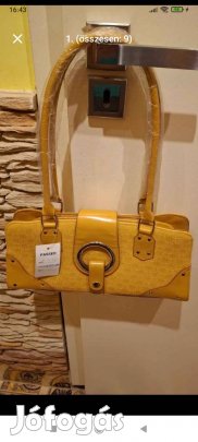 Újszerű és jó állapotú női táskák 