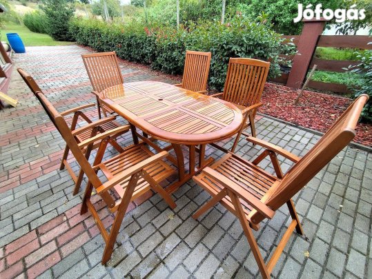 Újszerú fa kertibútor szett
