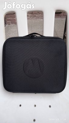 Újszerű fekete keményfalú kis kézitáska (neszeszer)hibátlanul 