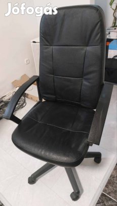 Újszerű irodaszék eladó.