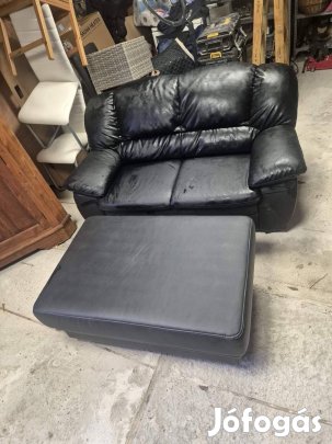 Újszerű kanapé +puff