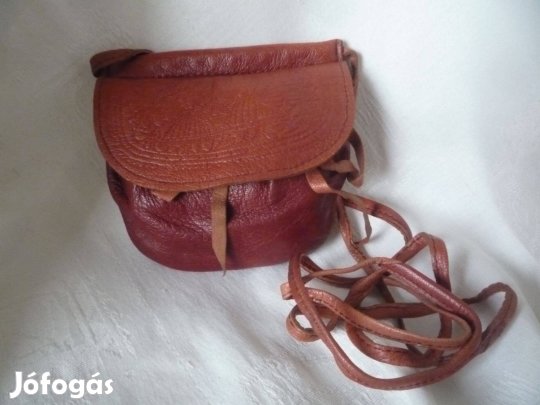 Újszerű kézműves rozsdabarna színű puha bőr pénztárca vállpánttal