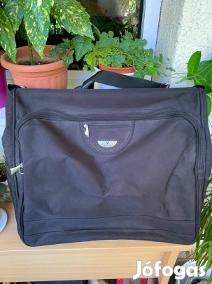 Újszerű márkás Rocanto utazó öltönytáska!