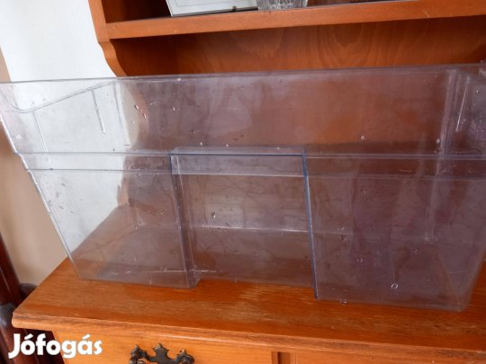 Újszerű müa zöldségtartó hűtőbe 38x18cm és 15 magas