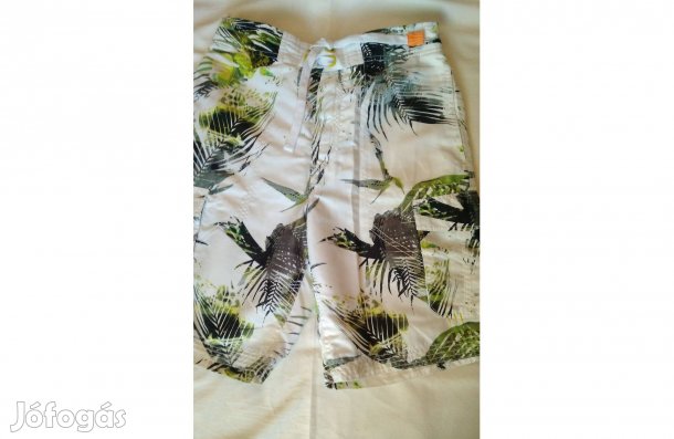 Újszerű rövid nadrág eladó