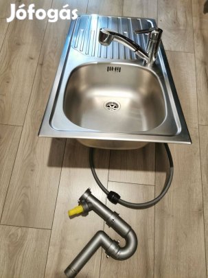 Újszerű rozsdamentes mosogató, csapteleppel, szifonnal eladó Szolnokon