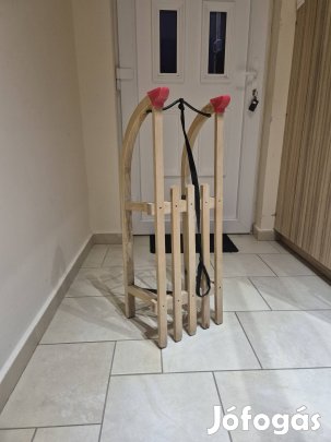 Újszerű szánkó eladó 80 cm magas