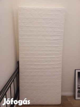 Újszerű szivacs matrac huzattal