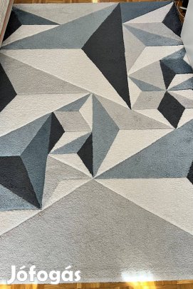 Újszerű szőnyeg eladó