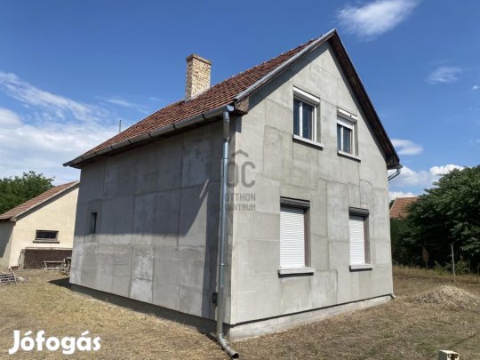 Újszilvási 71 nm-es ház eladó