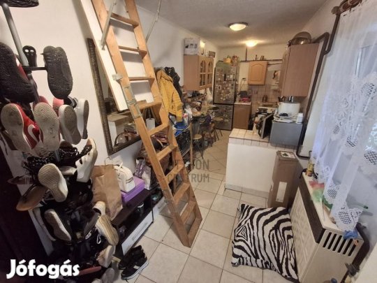 Újszilvási eladó 48 nm-es ház