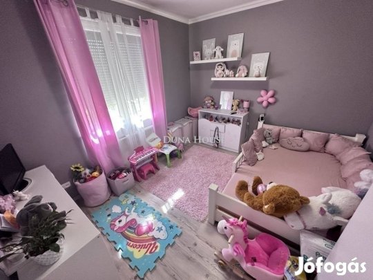 Üllői eladó 280 nm-es ház