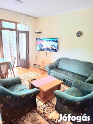 Ülőgarnitúra - 2 fotel + kihúzható kanapé