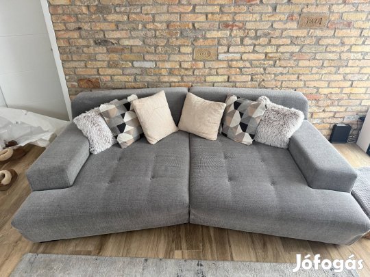 Ülőgarnitura, kanapé