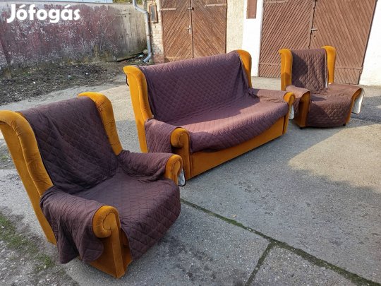 Ülőgarnitúra ajándék fedőtakaróval 