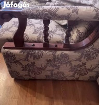 Ülőgarnitúra megkímélt állapotú