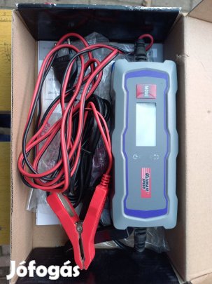 Ultimate akkumulátortöltő