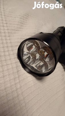 Ultrafire WF-1000L taktikai zseblámpa