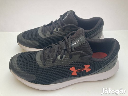 Under Armour EU 42.5 ferfi sportos cipő