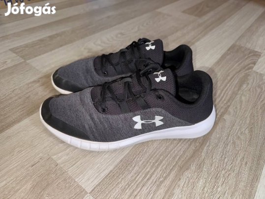 Under Armour Mojo sportcipő 45 -ös