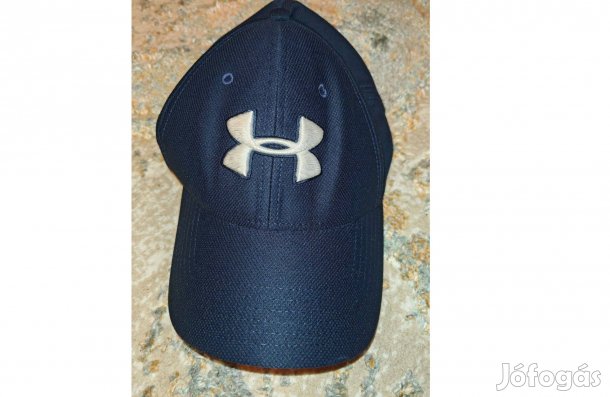 Under Armour eredeti Classic Fit sötétkék baseball sapka (M/L)