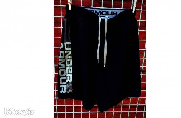 Under Armour fekete eredeti rövid nadrág (M)