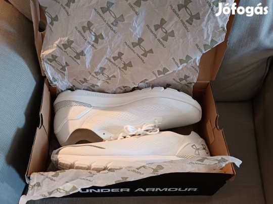 Under Armour sport cipő 51,5