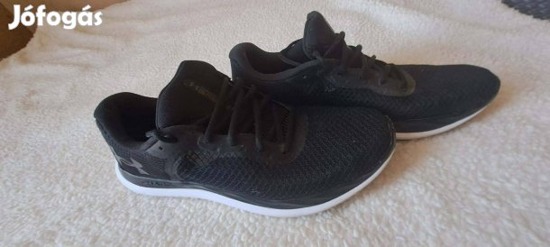 Under Armour sportcipő