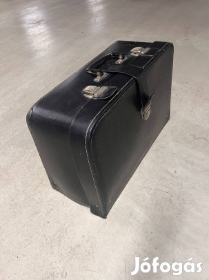 Union pedálos varrógép bőröndben