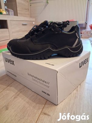 Unisex munkavédelmi cipő