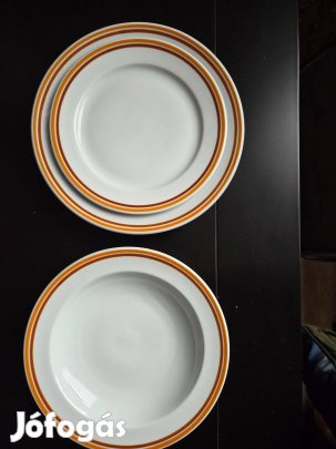 Uniszett tányér készlet eladó!