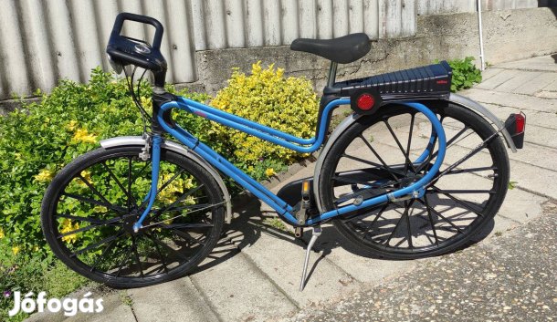 Uniszex agyváltós kerékpár 28-as eladó