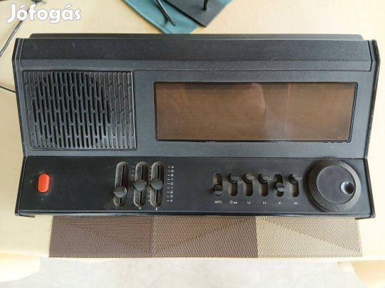 Unitra Diora DMP-501 retro rádió