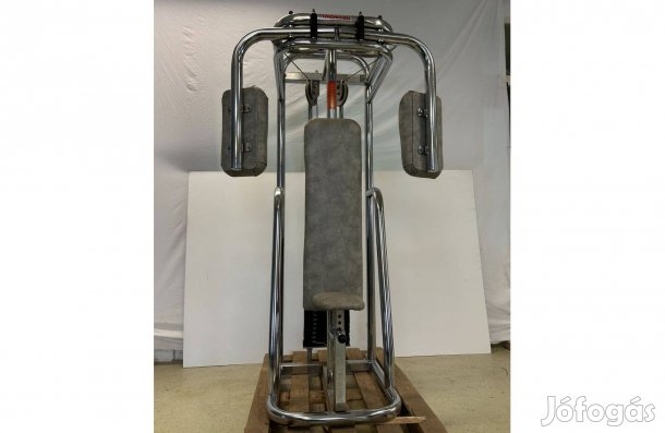 Universal Pec Deck / Butterfly lapsúlyos mellgép (93 lb / 42 kg)