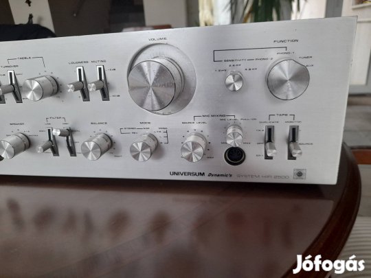 Universum ( Pioneer ) erősítő