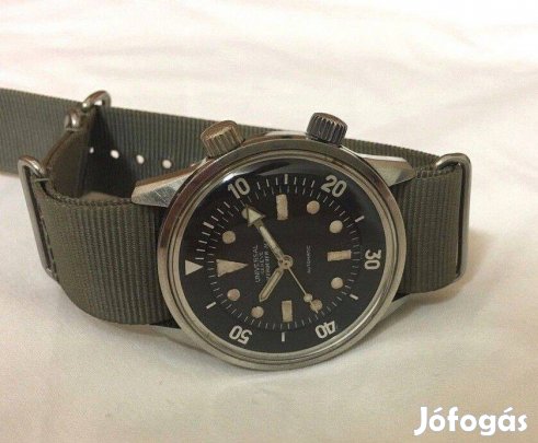 Univerzális Geneve Polerouter Sub acél karóra, automata 1960-as kalibe