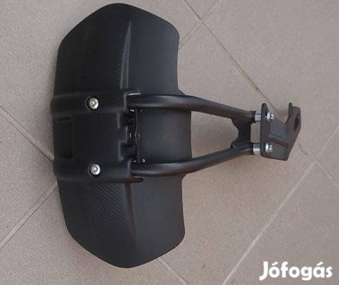 Univerzális motor hátsó sárvédő