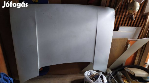 Uno motorháztetö elado