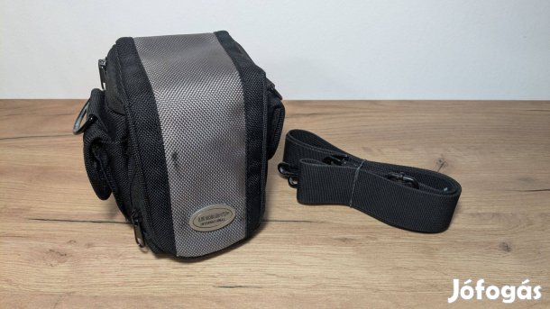 Unomat international kompakt méretű fotós táska