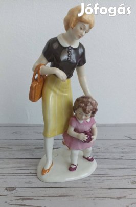 Unterweisbach porcelán anya lányával!